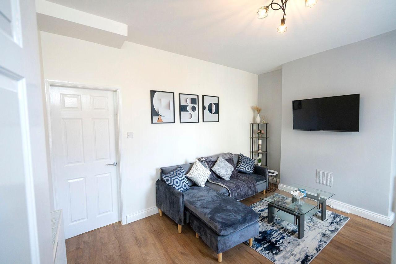 Entire House-Merseyside-Liverpool Μπίρκενχεντ Εξωτερικό φωτογραφία