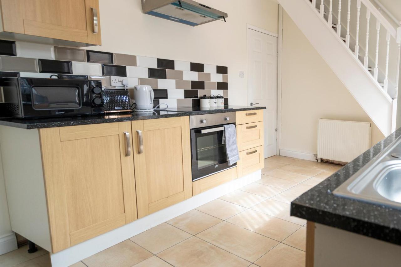 Entire House-Merseyside-Liverpool Μπίρκενχεντ Εξωτερικό φωτογραφία