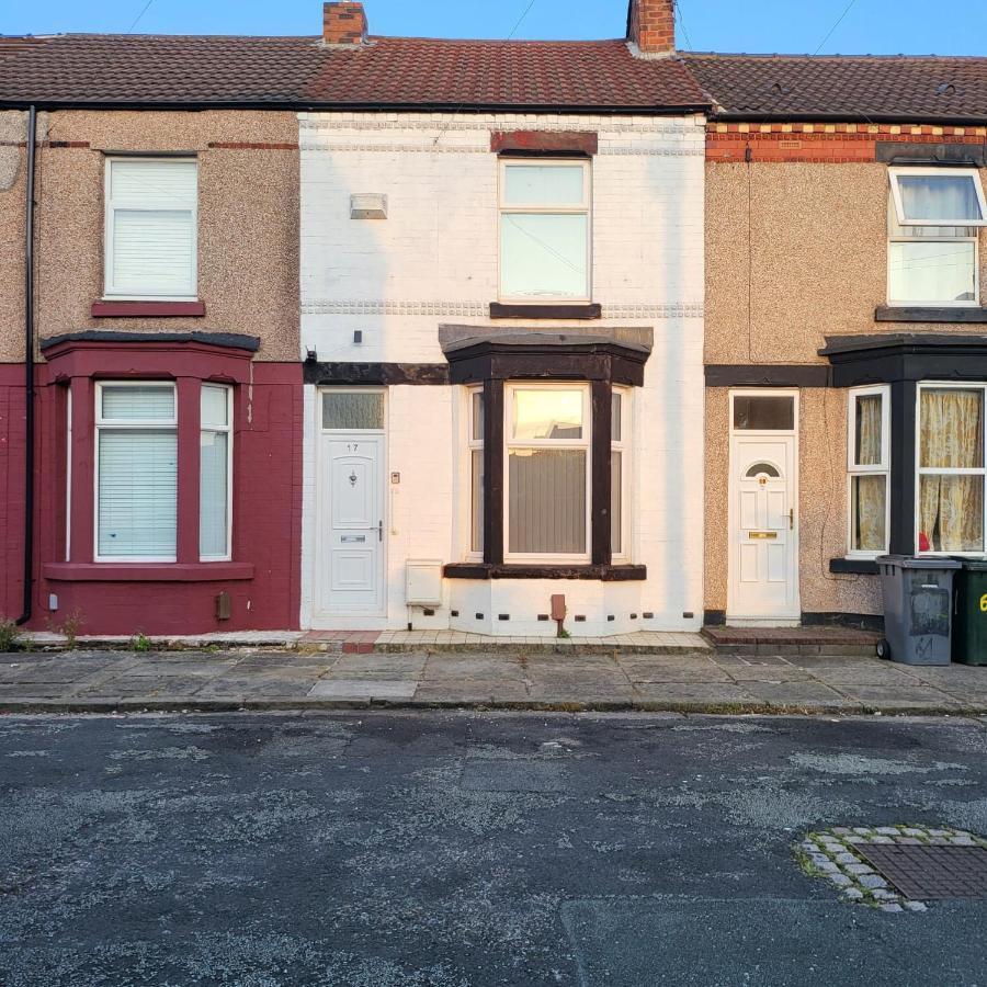 Entire House-Merseyside-Liverpool Μπίρκενχεντ Εξωτερικό φωτογραφία
